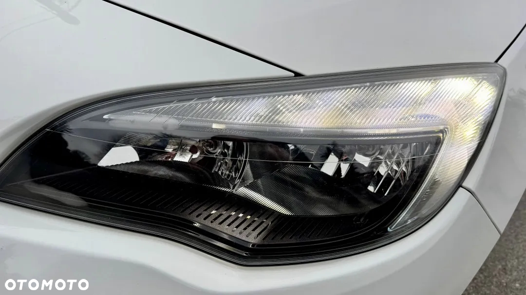 Opel Astra 1.4 Turbo Sports Tourer Innovation - 9
