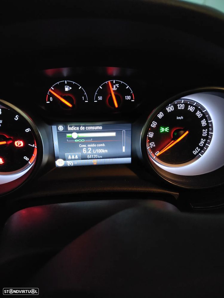 Opel Astra 1.4 T Dynamic S/S 5PB / 5PC - 21