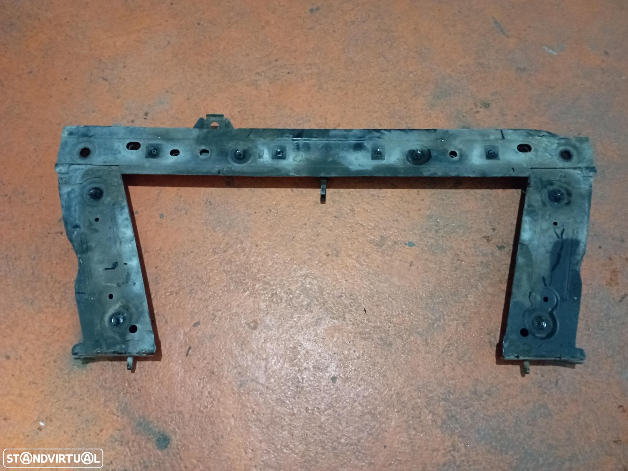 Travessa Charriot Renault Kangoo 2015 - 1