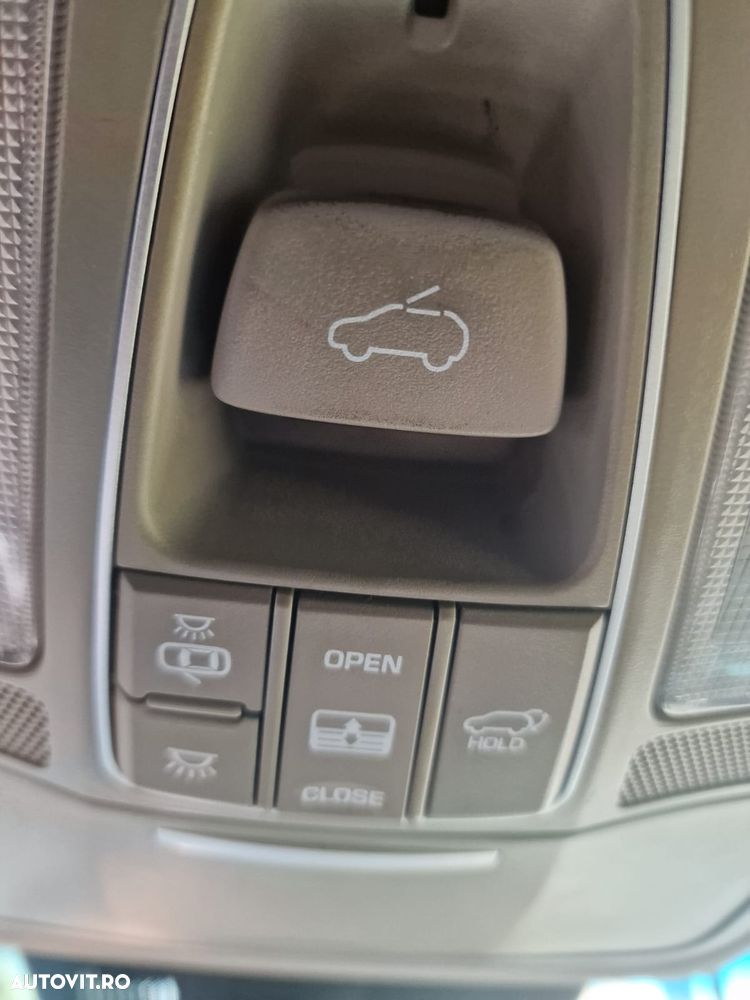 Hyundai Santa Fe - 9