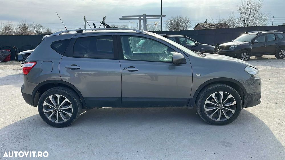 Dezmembram  NISSAN QASHQAI J10, AN  2013 , 1.6 DCI  ,Manual - 4