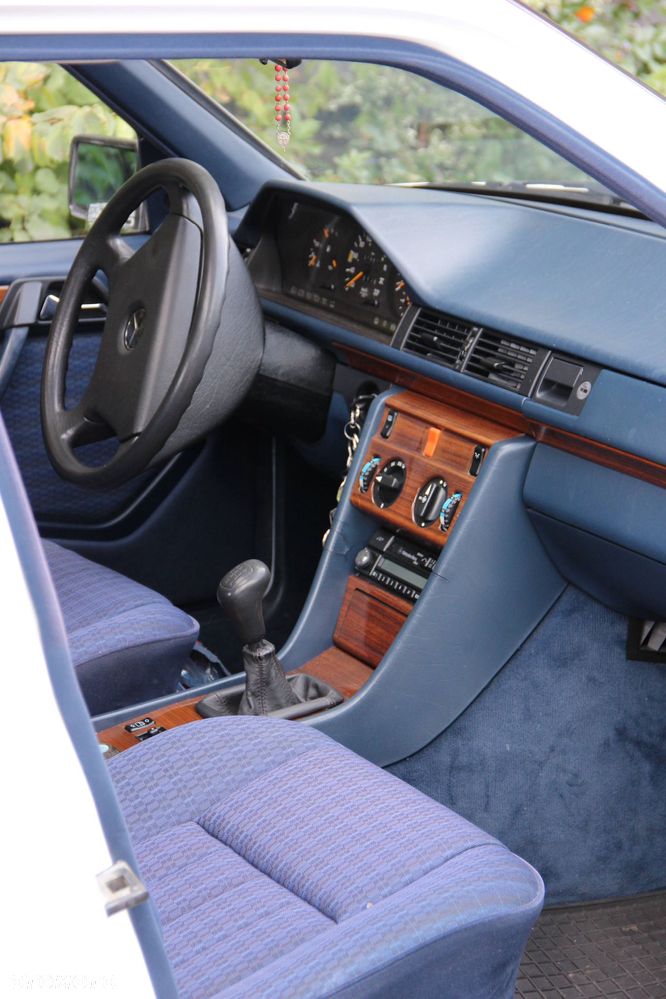 Mercedes-Benz W124 (1984-1993) - 6