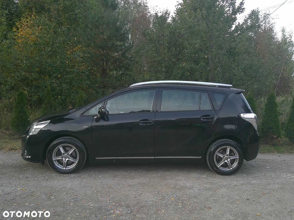 Toyota Verso 2.0 D-4D Life - 4