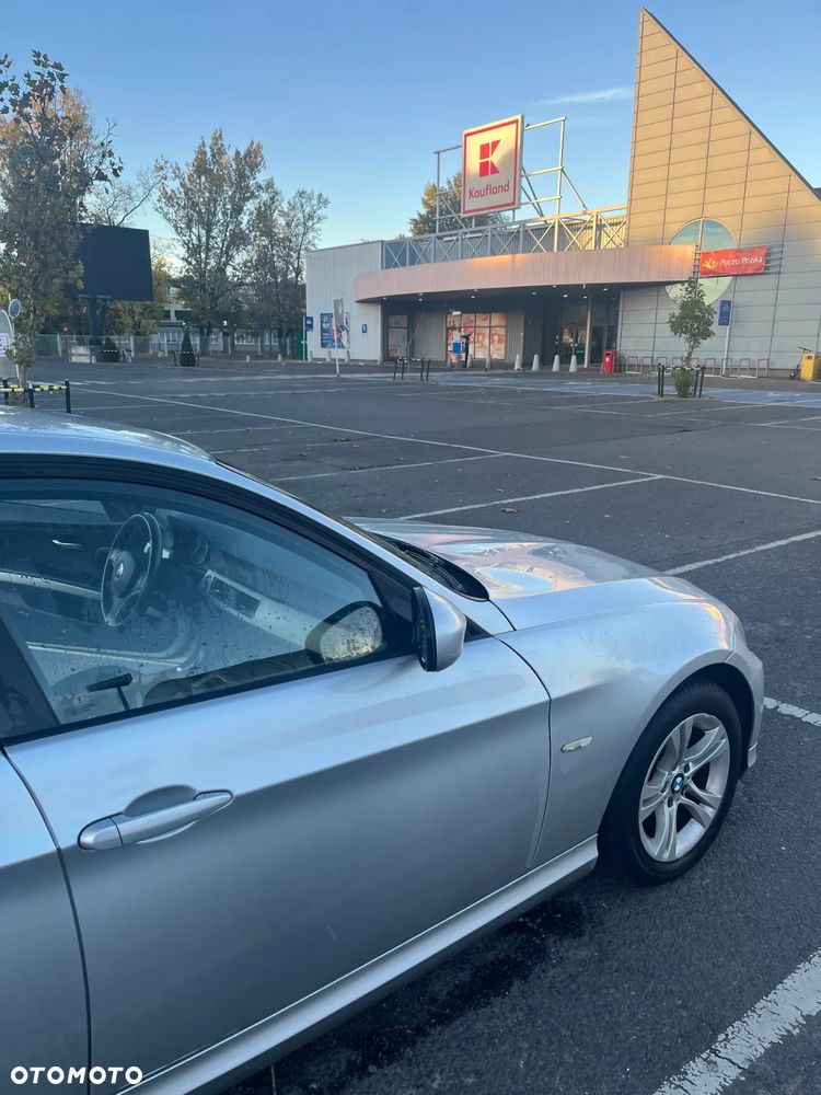 BMW Seria 3 318i - 7