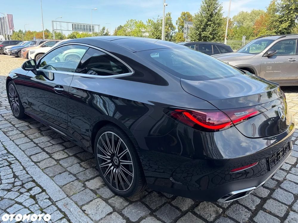 Mercedes-Benz CLE 200 mHEV 4-Matic AMG Line - 6