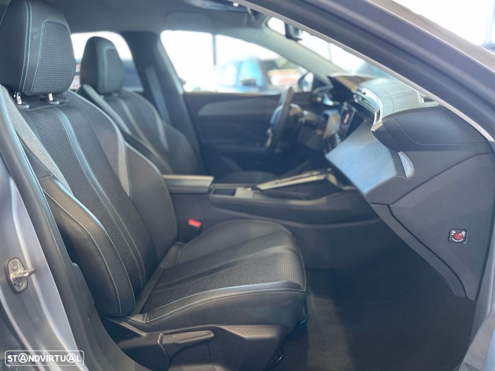 Peugeot 308 SW 1.6 Hybrid Allure Pack e-EAT8 - 27