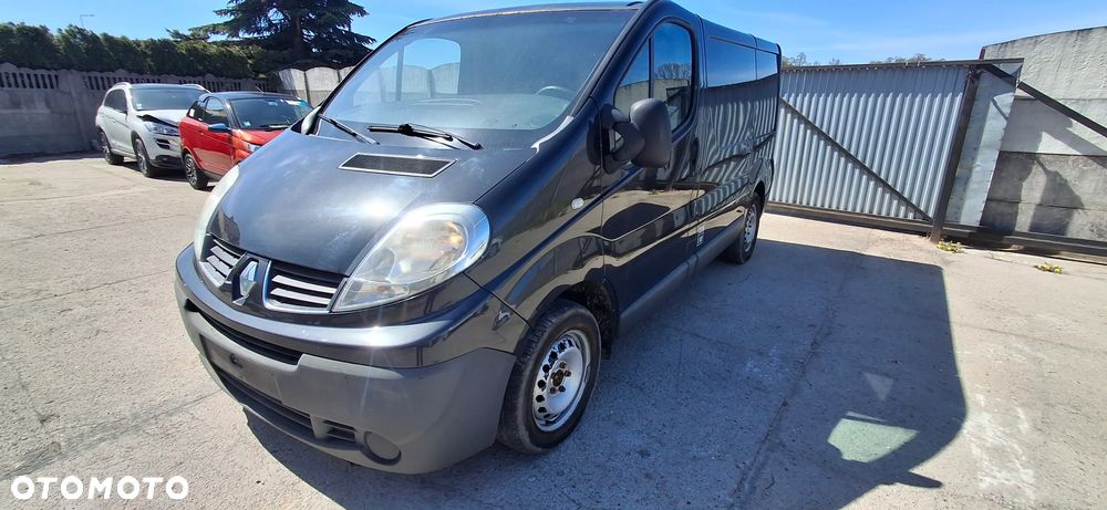 Renault Trafic - 1