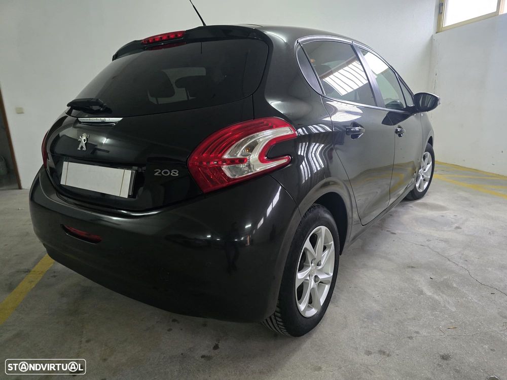 Peugeot 208 1.2 PureTech Style - 15
