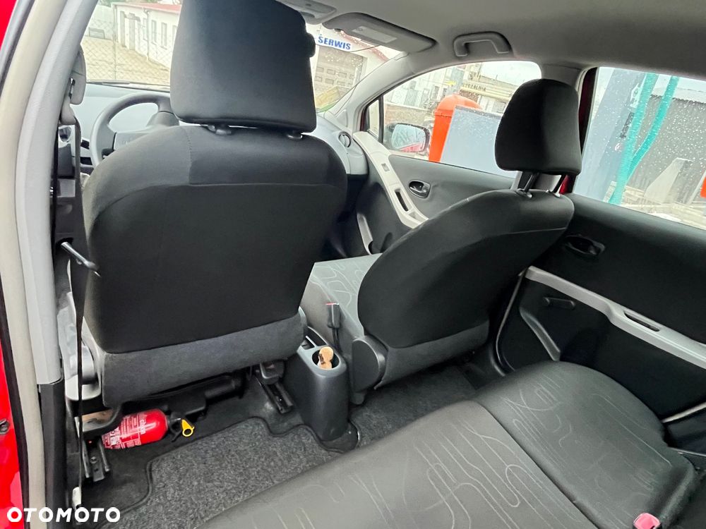 Toyota Yaris - 7