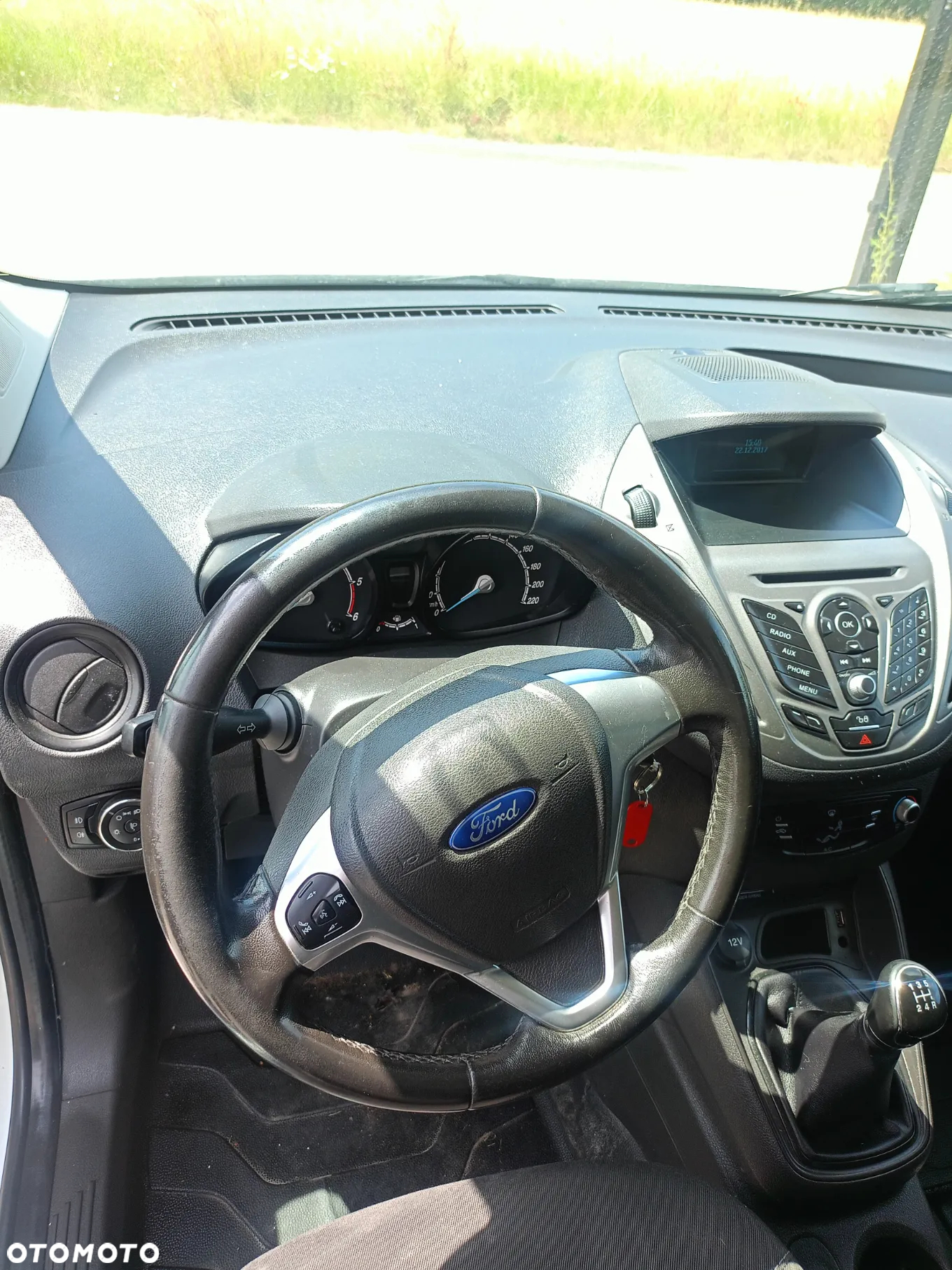 Ford courier - 31