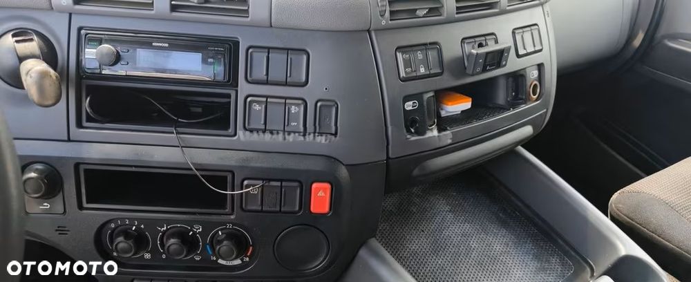 DAF CF 400 Menke Einstock | Transport zwierząt jednopoziomowy  | 2 kratownice do bydła| Retarder | Euro 6 - 18