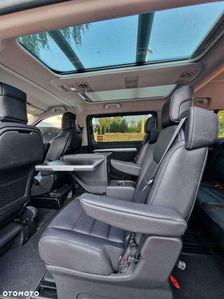 Peugeot Traveller 2.0 BlueHDi Long Business - 12