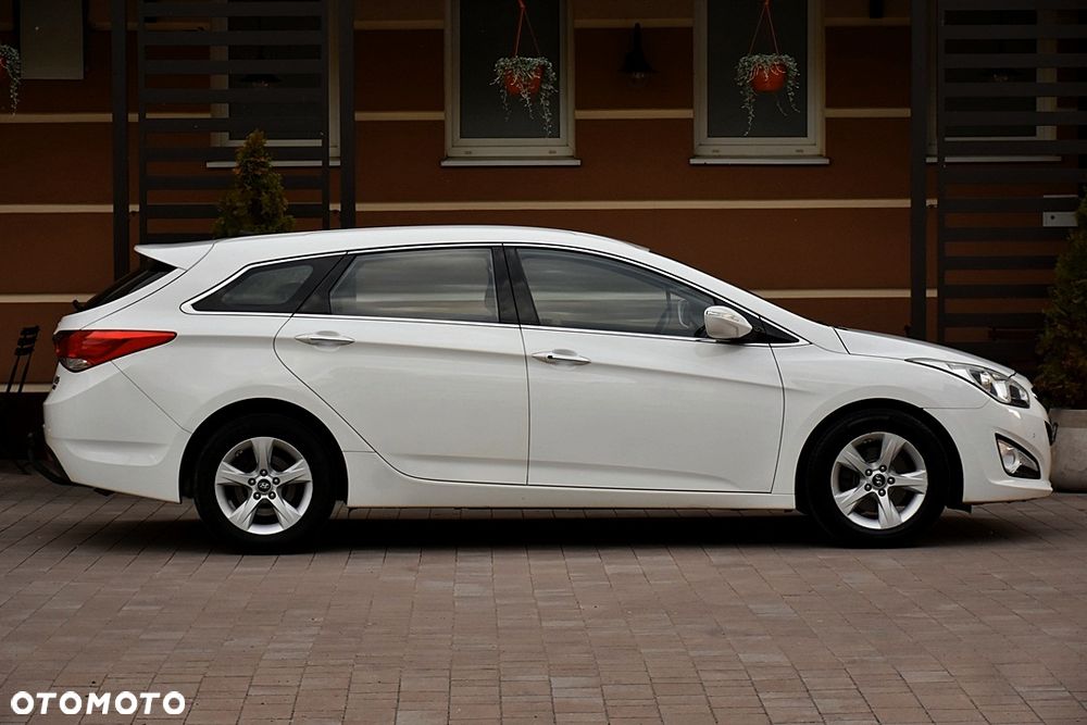 Hyundai i40 1.7 CRDi Comfort + - 13