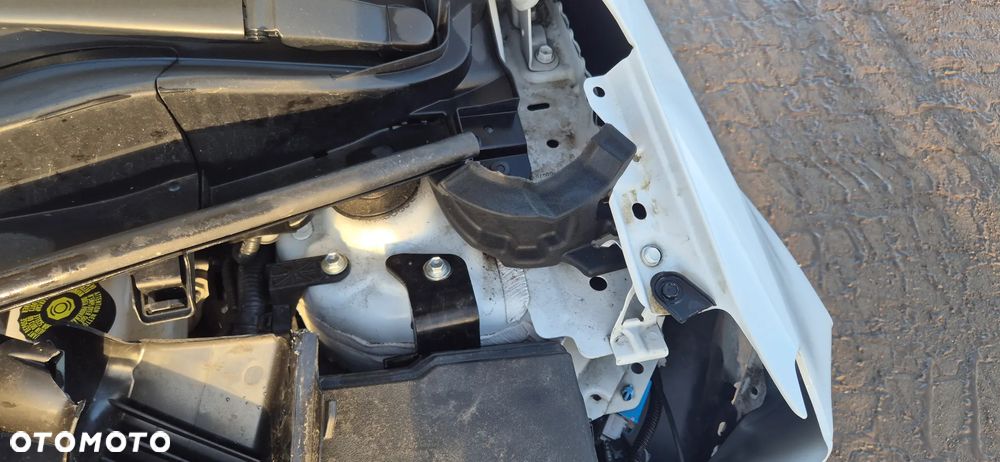 Toyota Yaris Hybrid 1.5 Executive - 29