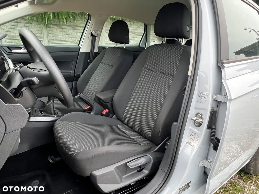 Volkswagen Polo 1.0 ACTIVE - 22