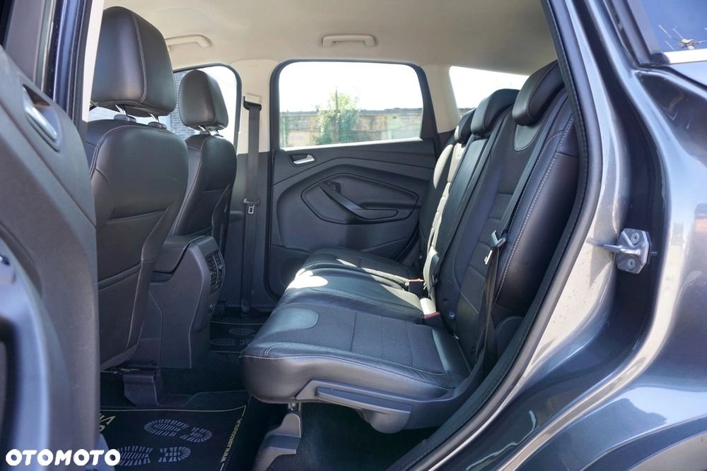 Ford Kuga 2.0 TDCi 4x4 Business Edition - 37