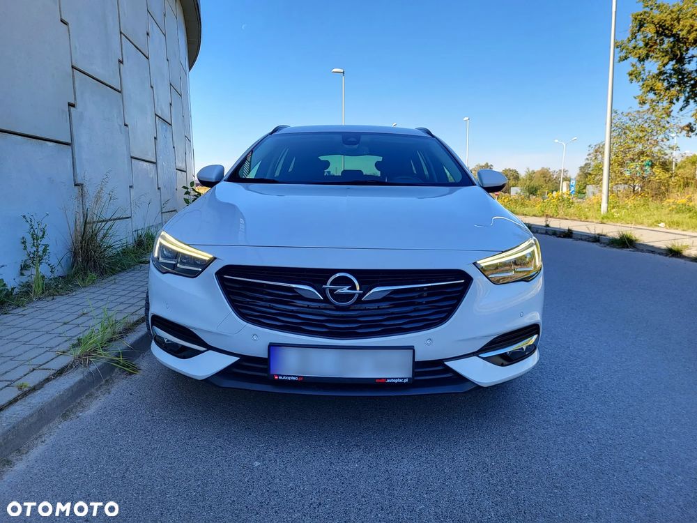 Opel Insignia - 2