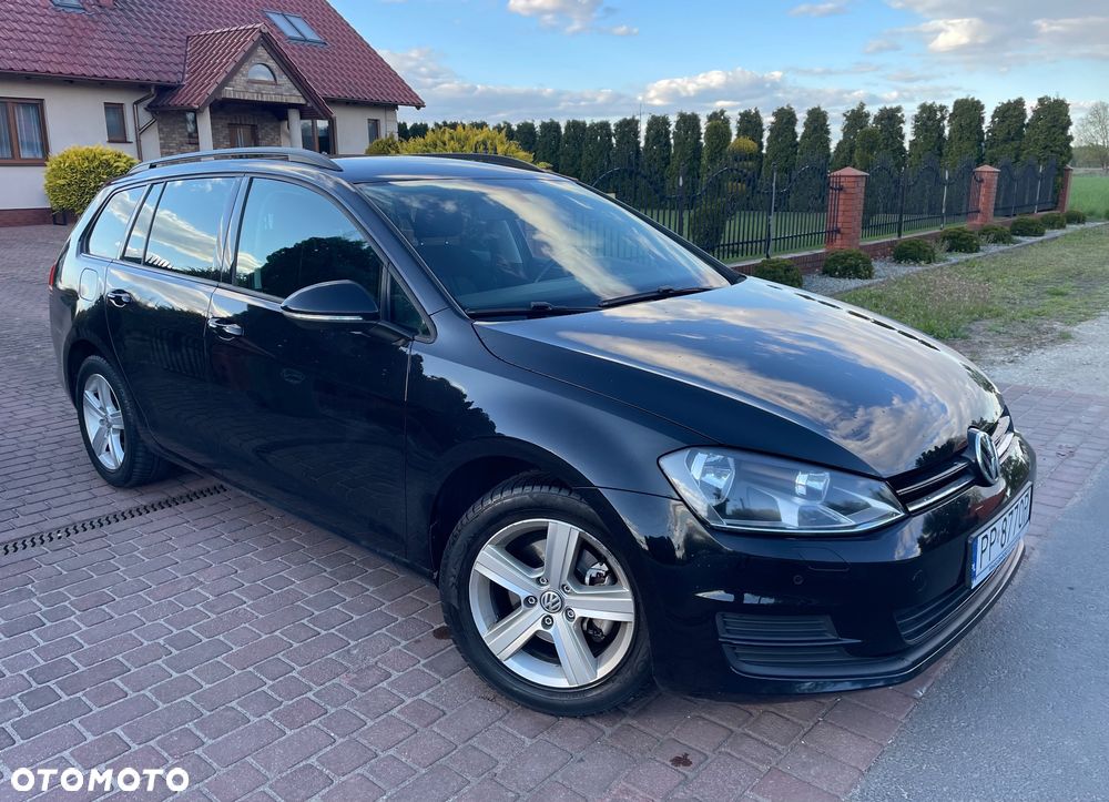 Volkswagen Golf 1.2 TSI BMT Trendline Perfectline - 3