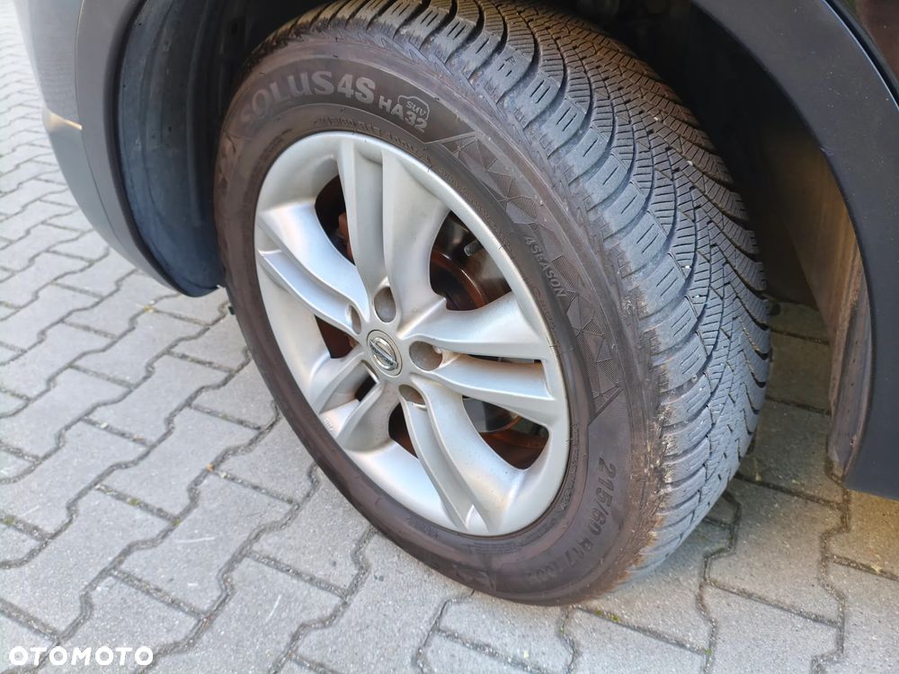 Nissan Qashqai 2.0 dCi 4 x 4 DPF tekna - 11
