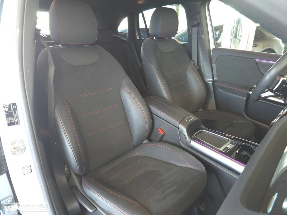 Mercedes-Benz GLA 180 d AMG Line - 21