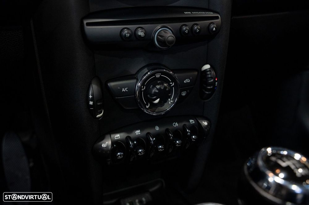 MINI Cabrio Cooper D - 17