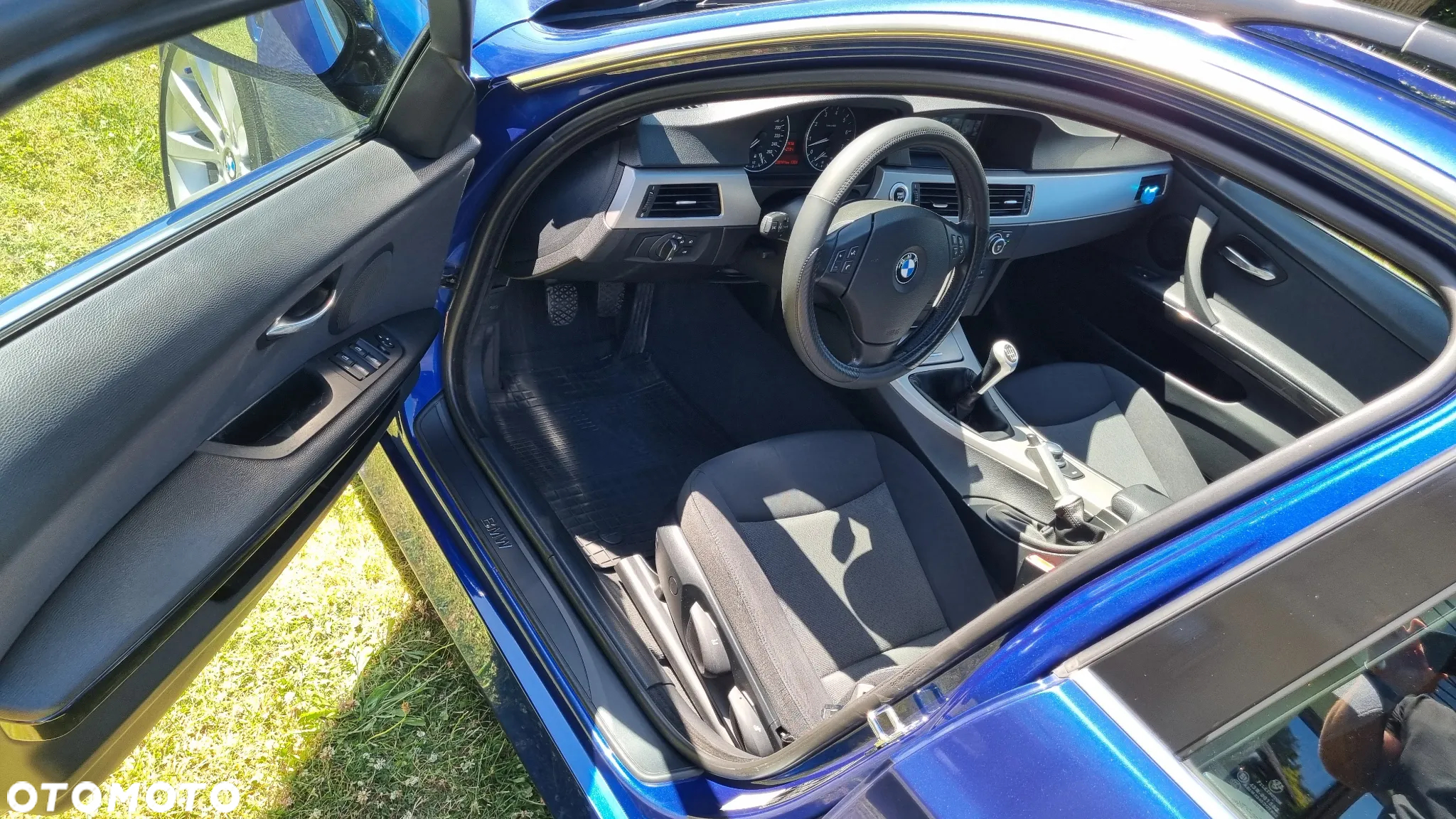 BMW Seria 3 325i - 31