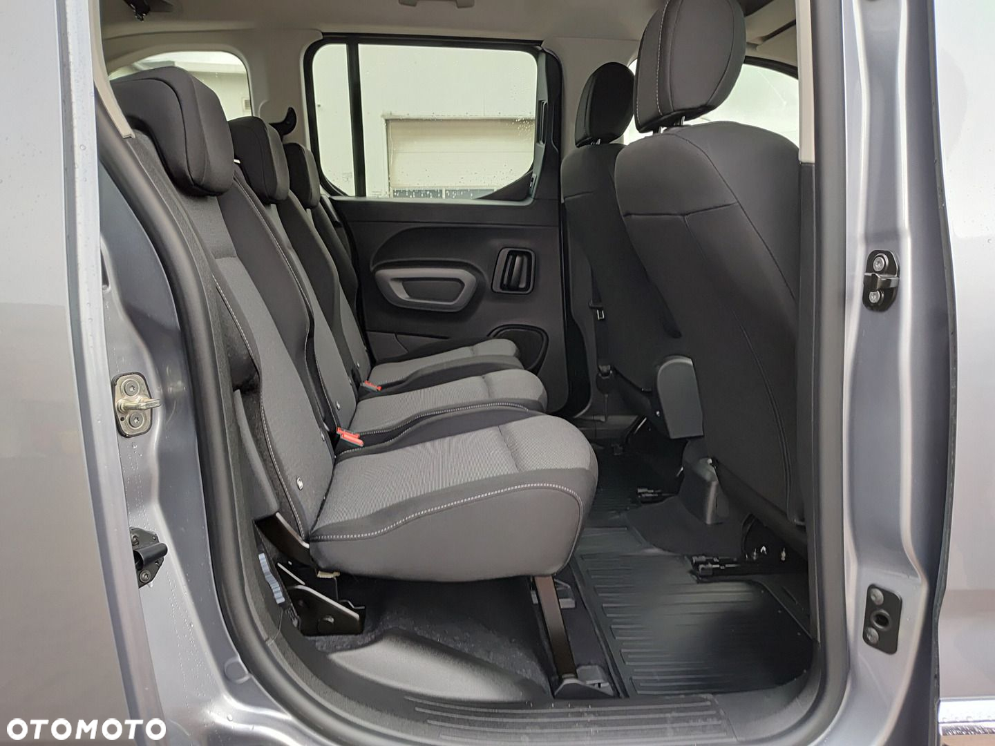 Toyota Proace City Verso 1.2 D-4T Business - 7