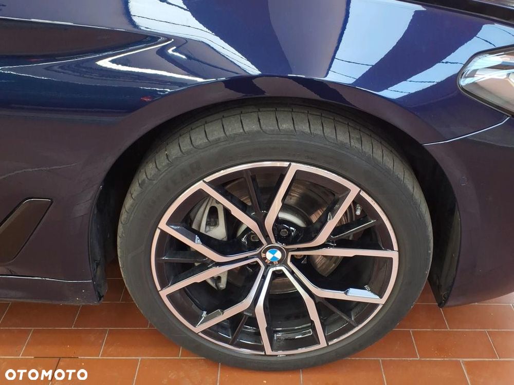 BMW Seria 5 540i xDrive - 6