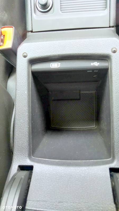 Volkswagen Golf - 25