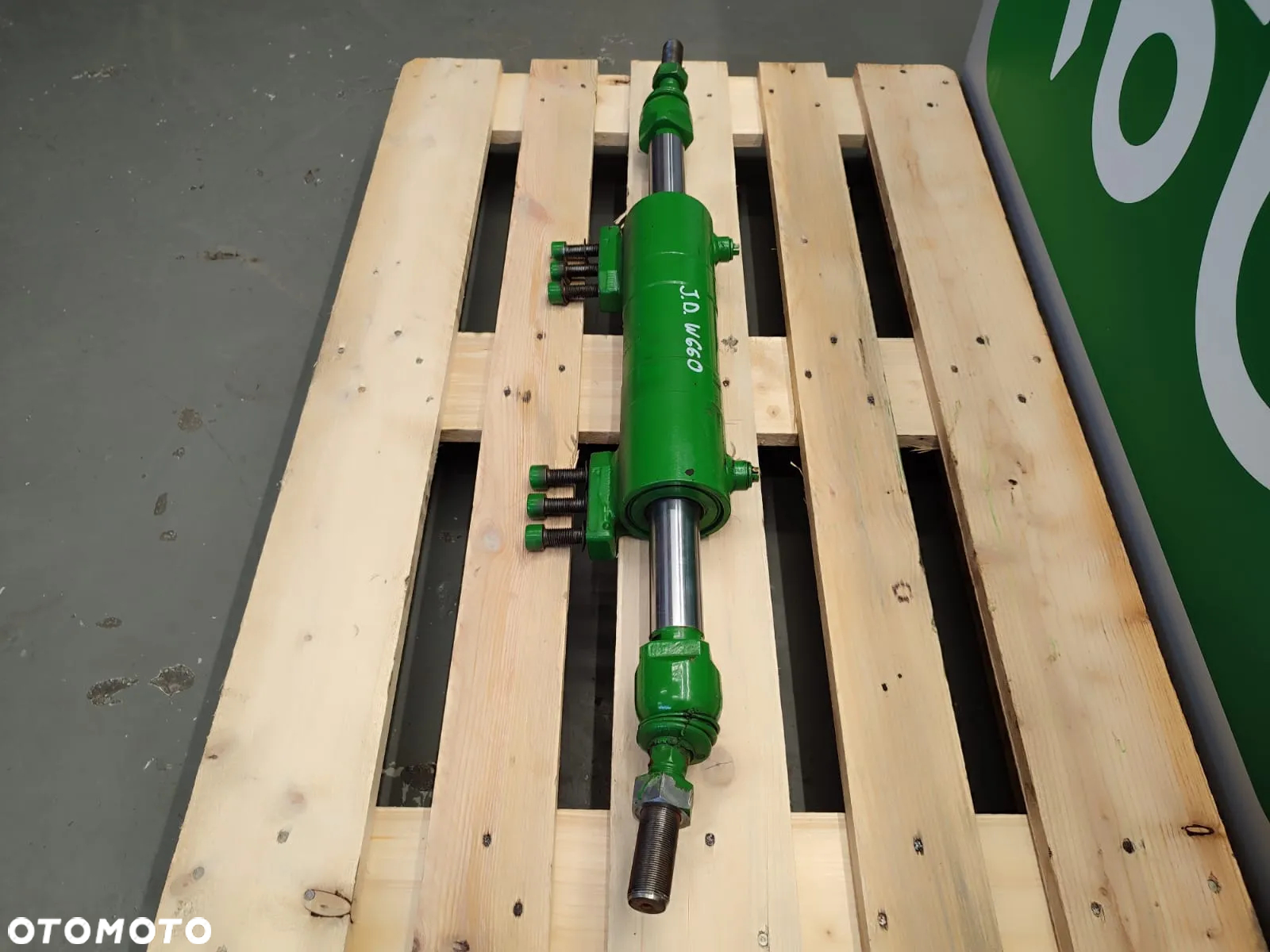 Siłownik skrętu  AXE59305  DANA 7332463202 John Deere W660 - 4