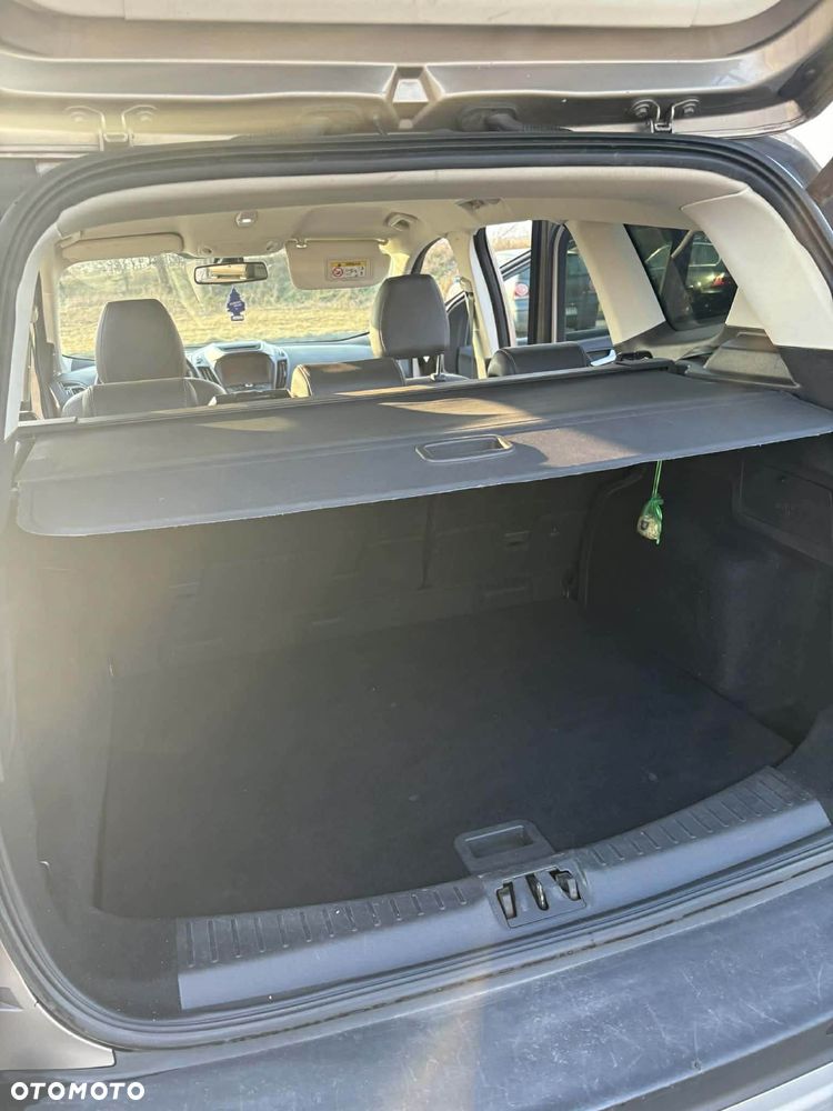 Ford Kuga - 8