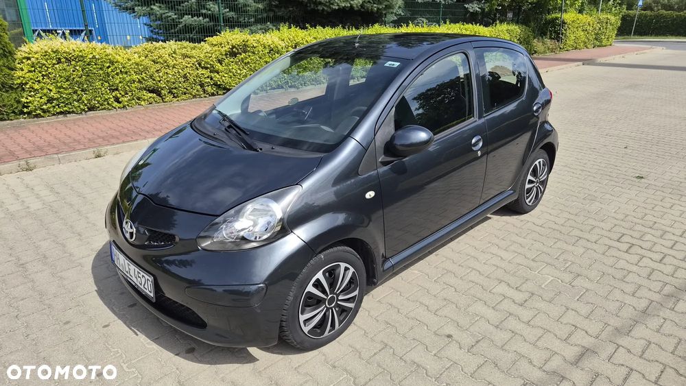 Toyota Aygo Team - 1