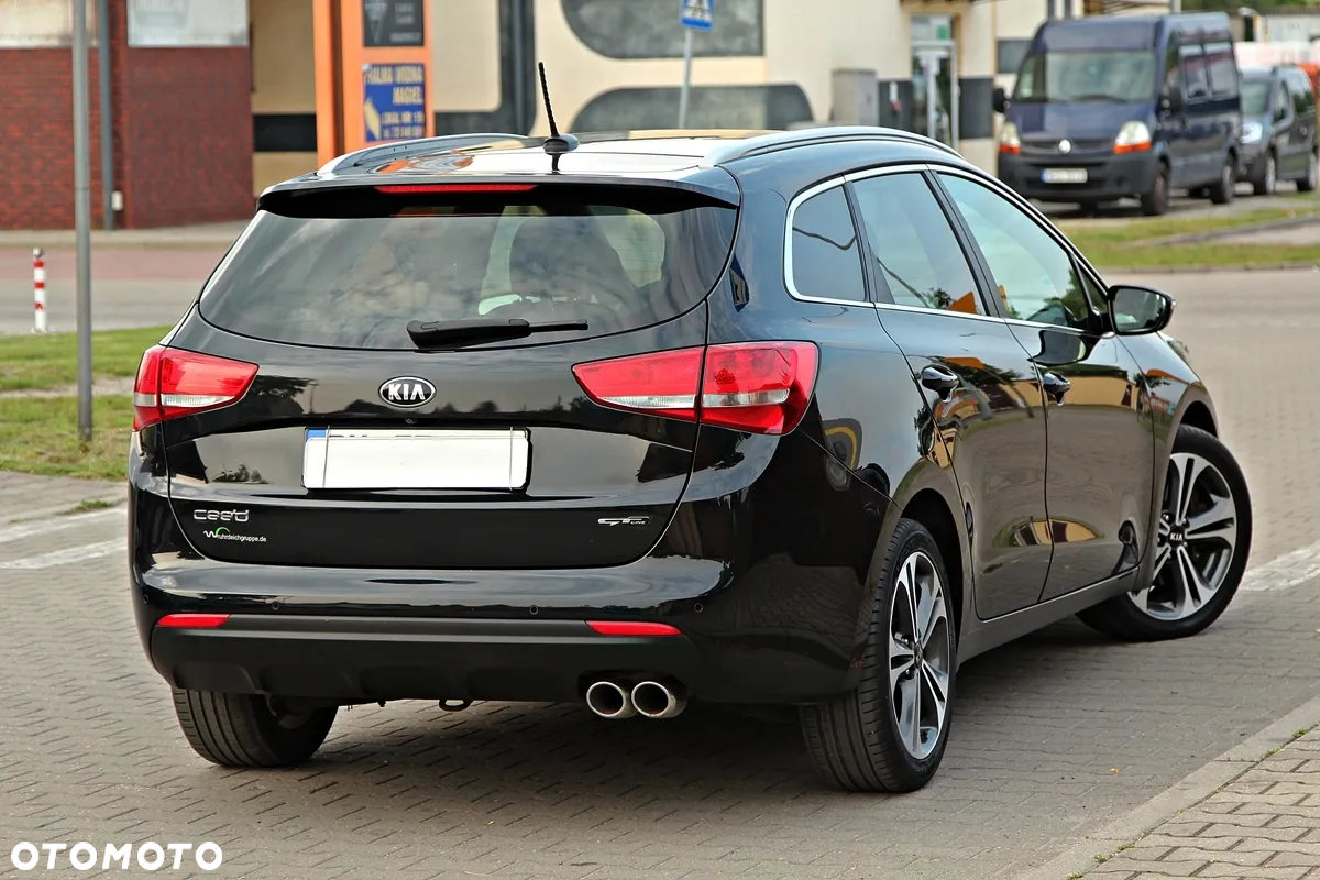 Kia Ceed 1.6 CRDi SCR GT-Line DCT - 3