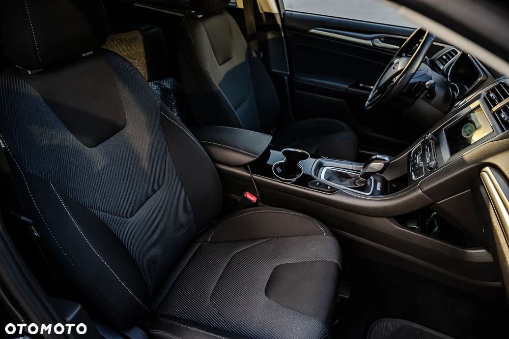 Ford Mondeo 2.0 TDCi Titanium PowerShift - 12