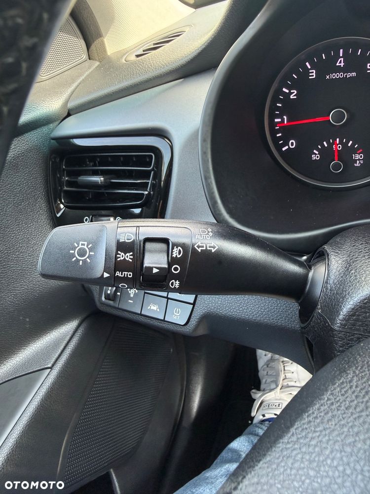 Kia Rio 1.0 T-GDI 120 Platinum Edition - 36