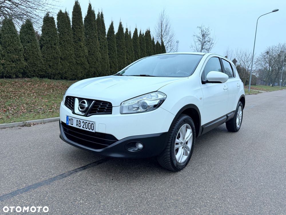 Nissan Qashqai - 1