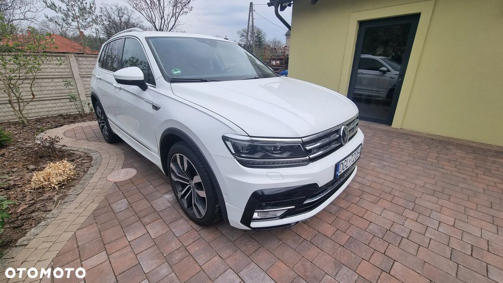 Volkswagen Tiguan - 1