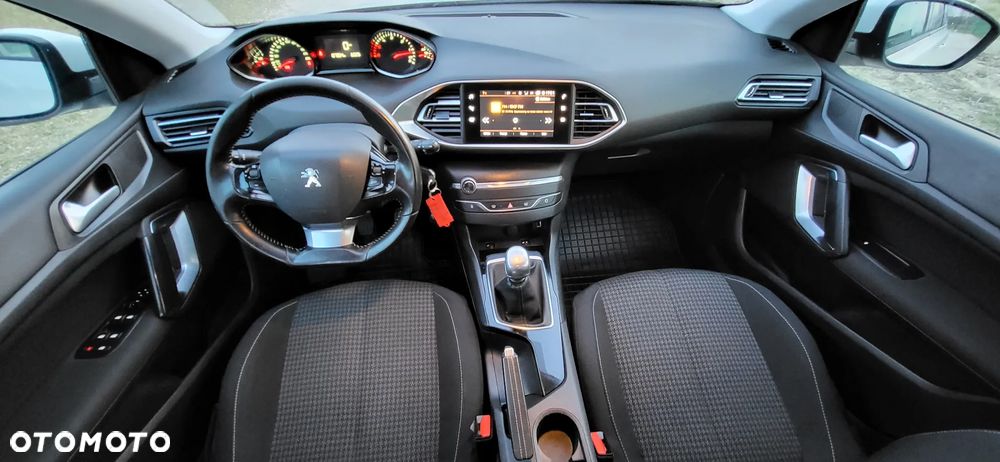 Peugeot 308 BlueHDi 130 Stop & Start Active - 22