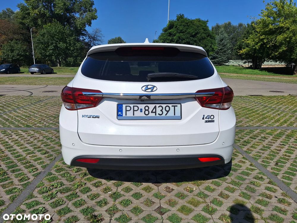 Hyundai i40 Kombi blue 1.7 CRDi DCT Premium - 4