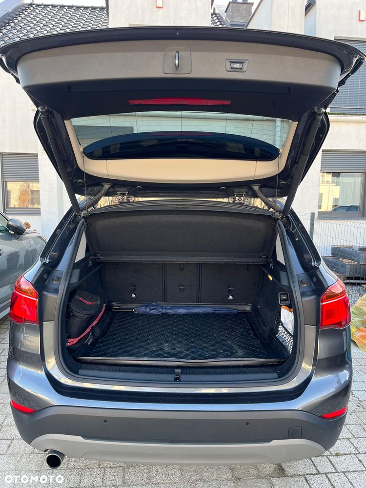 BMW X1 sDrive20d - 28