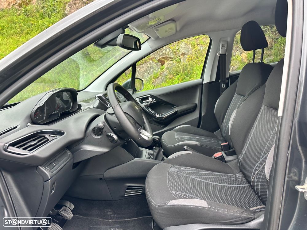 Peugeot 208 1.4 HDi Active - 18