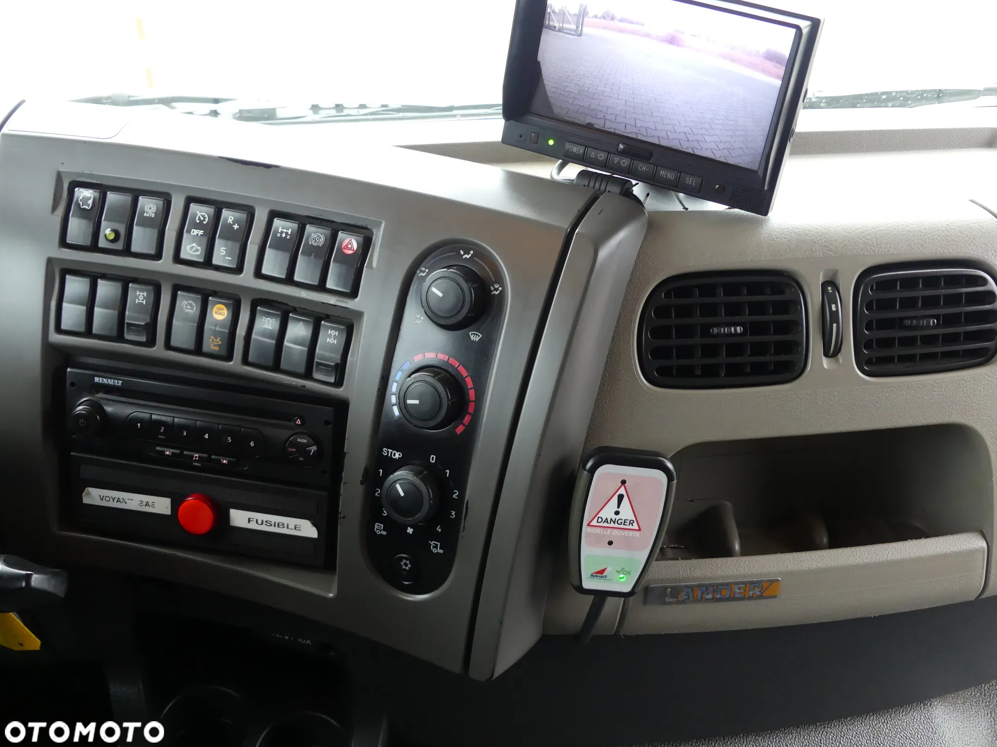 Renault LANDER 430DXI / 6x4 / WYWROTKA 2-str / HYDROBURTA / RETARDER / - 26