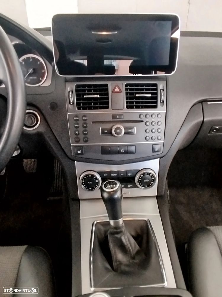 Mercedes-Benz C 220 Station CDI Avantgarde Edition - 26