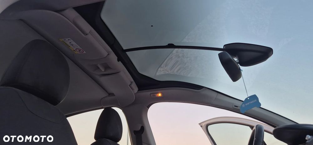 Citroën C3 1.2 PureTech C-Series - 23