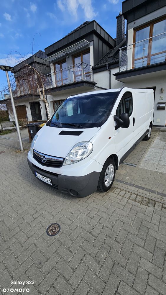 Opel Vivaro - 1