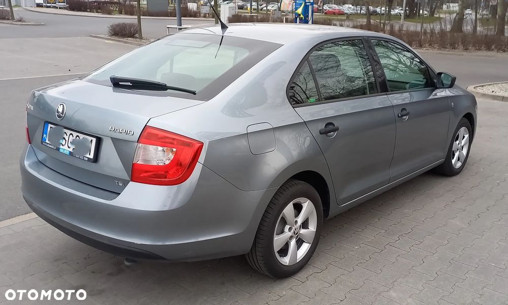 Skoda RAPID 1.2 TSI Active - 5