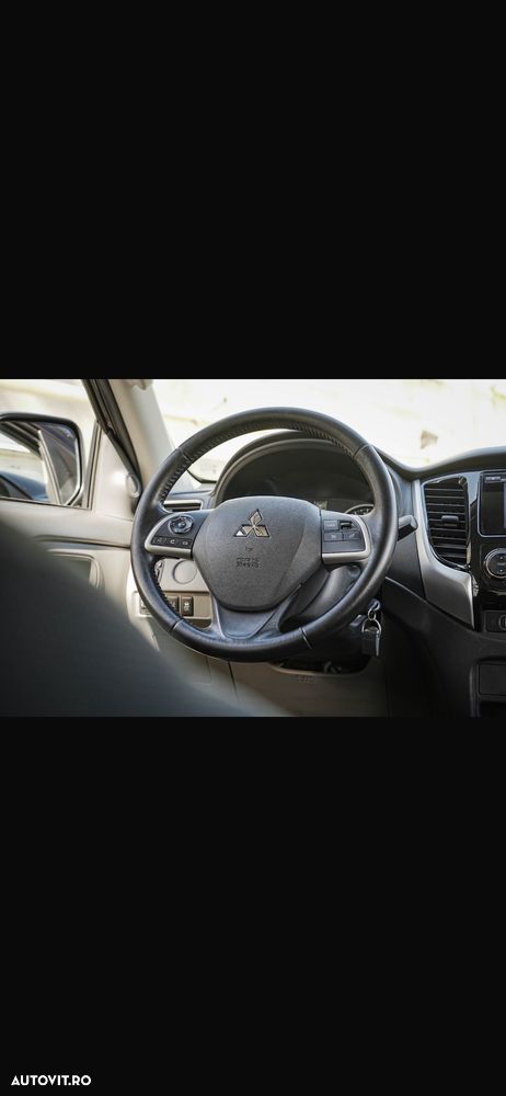 Mitsubishi L200 - 16