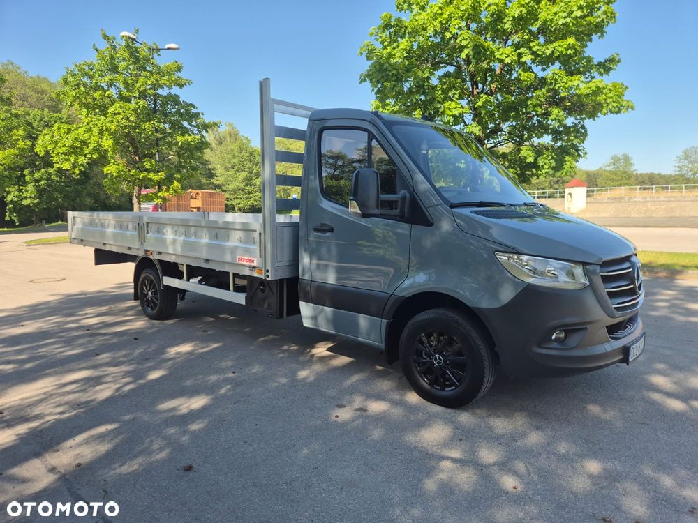 Mercedes-Benz Sprinter - 6