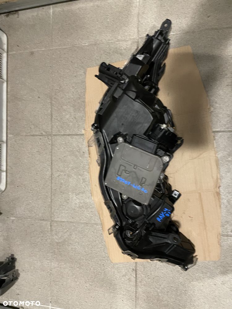 Lampa / reflektor Toyota RAV-4 | RAV4 IV - lewy przód (ORYGINALNE) - 4