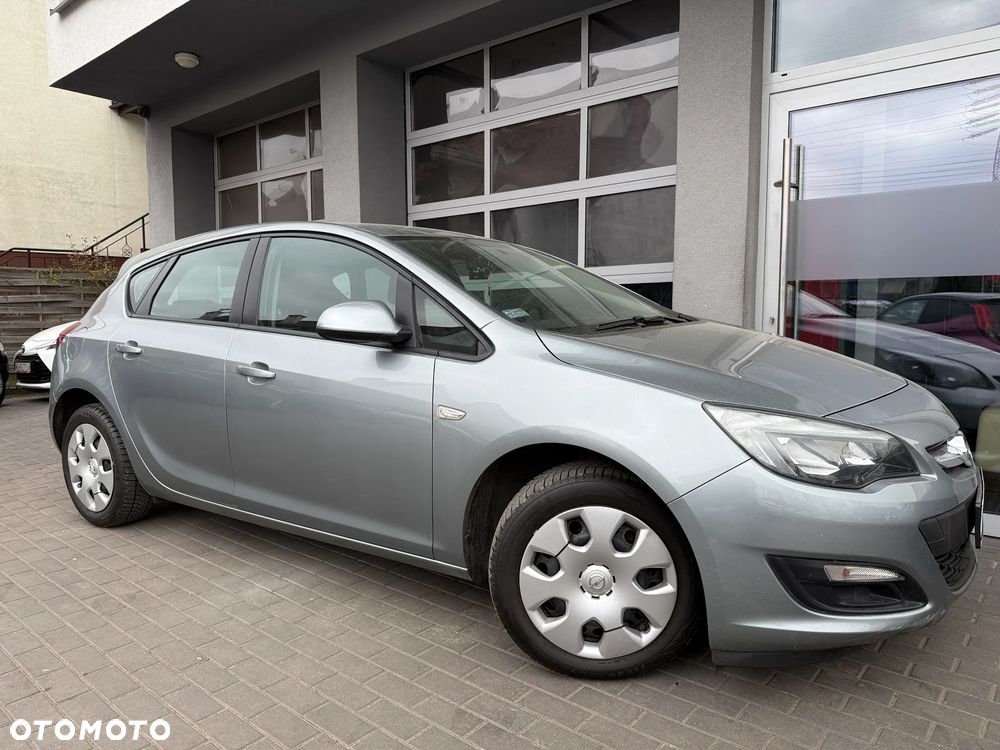 Opel Astra 1.6 Enjoy EU6 - 11